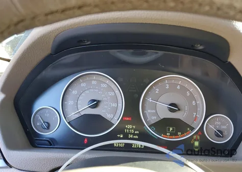 2013 BMW 328 Xi z USA, uszkodzony, nr VIN WBA3B3C58DF539434